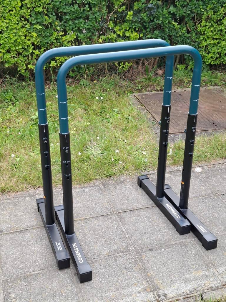 Barres parallèles pour la musculation