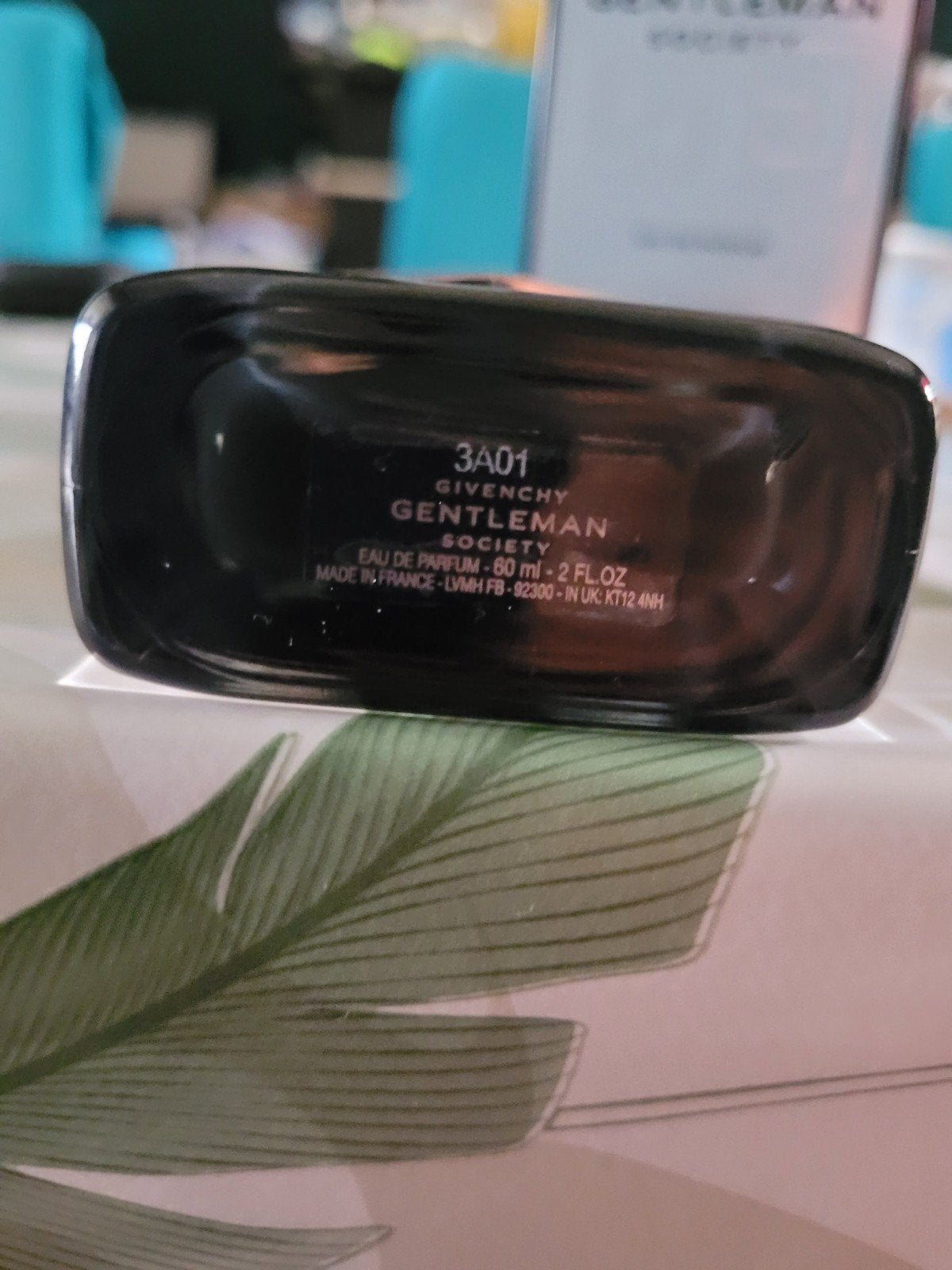 Givenchy Gentleman Society EDP 60 ml, Handtassen en Accessoires, Uiterlijk | Parfum, Verzenden, Zo goed als nieuw