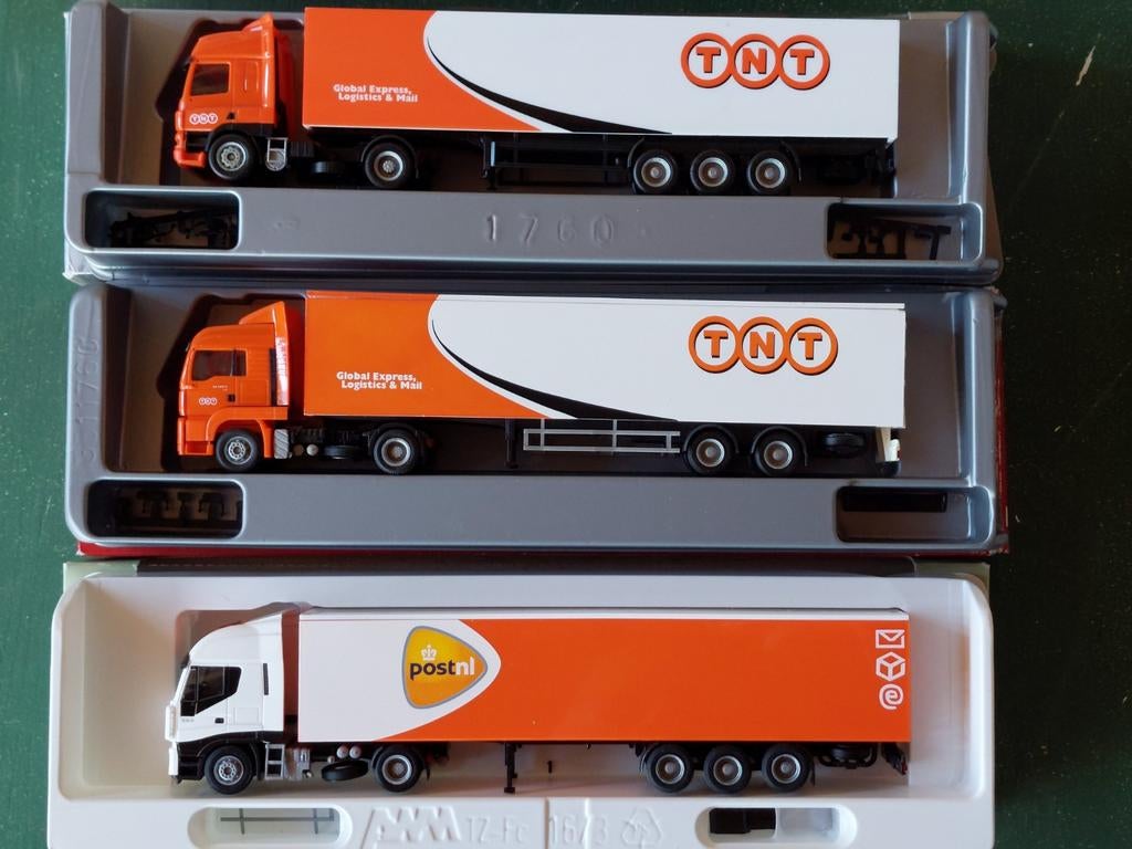 Camions Iveco Herpa H0 3 x TNT Daf Man 1/87, Enlèvement ou Envoi