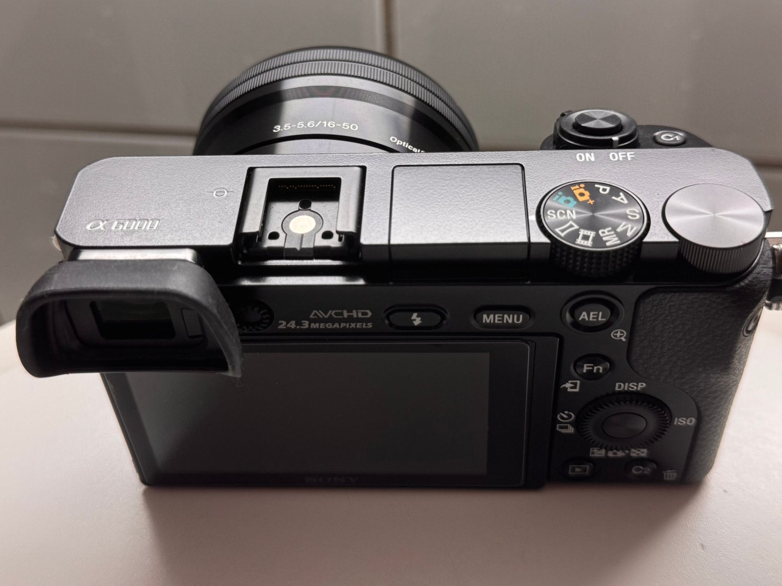 Sony a 6000, Enlèvement ou Envoi, Comme neuf