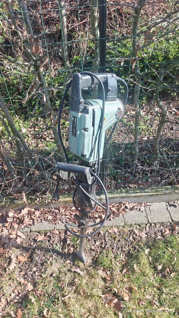Breekhamer Hitachi 1240w, Ophalen