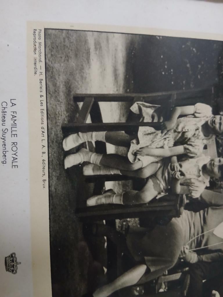 Photo ancienne de la famille royale belge cadre d'époque, Maison & Meubles, Enlèvement, Comme neuf