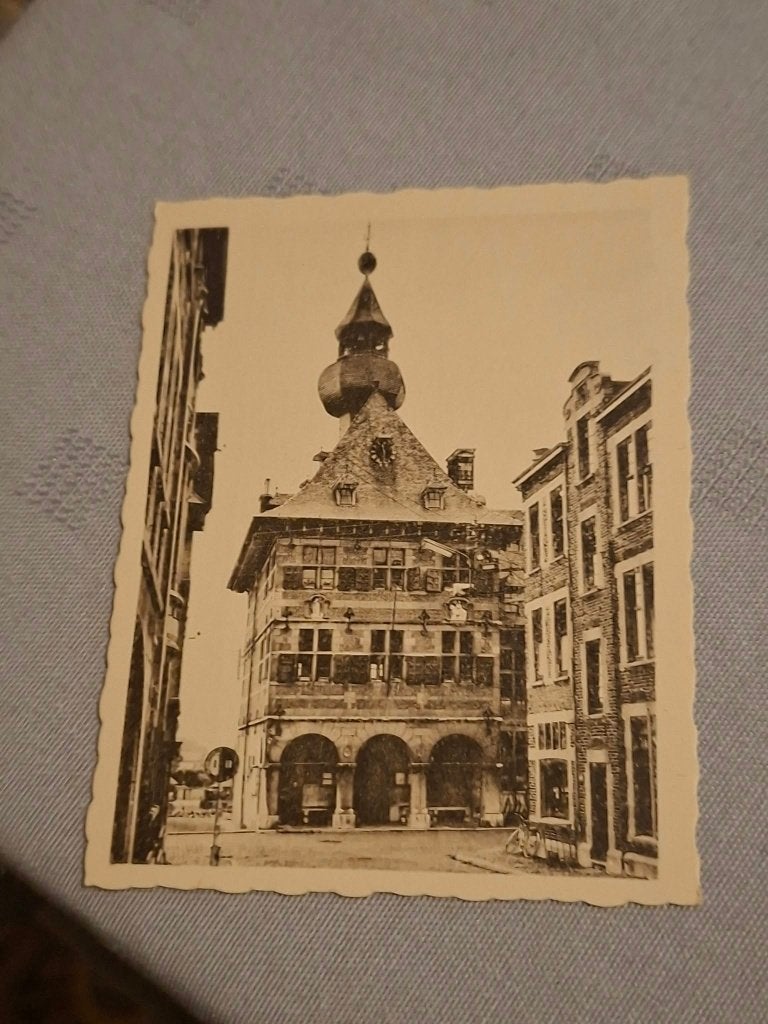 Prentje/Chromo : Visé / Stadhuis, Enlèvement ou Envoi, Gravure, Utilisé, 1940 à 1960