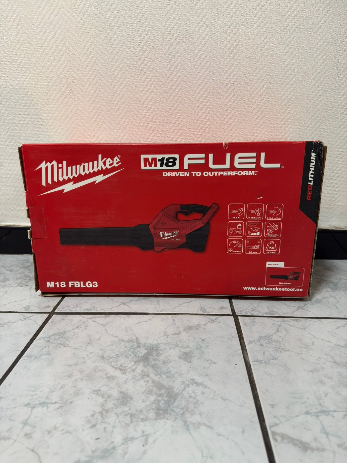 Souffleur à feuilles Milwaukee M18 FBLG3, Jardin & Terrasse, Neuf, Avec roue avant, Enlèvement ou Envoi, Porté à la main
