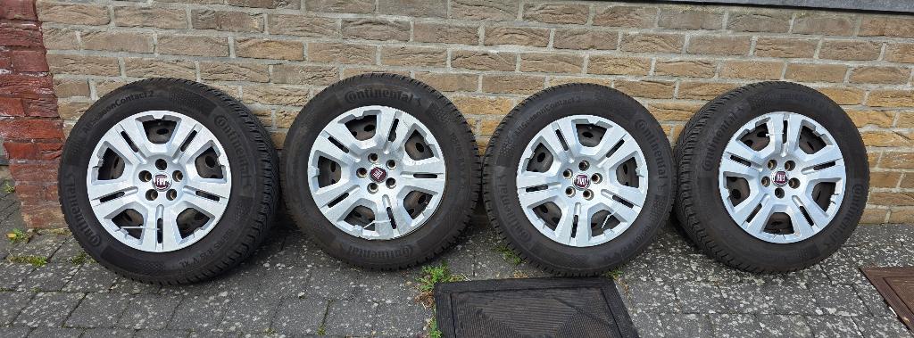4 jantes Fiat Alfa + 4 pneus 4 saisons conti quasi neufs, 15 pouces, Pneus et Jantes, 4 Saisons, Véhicule utilitaire