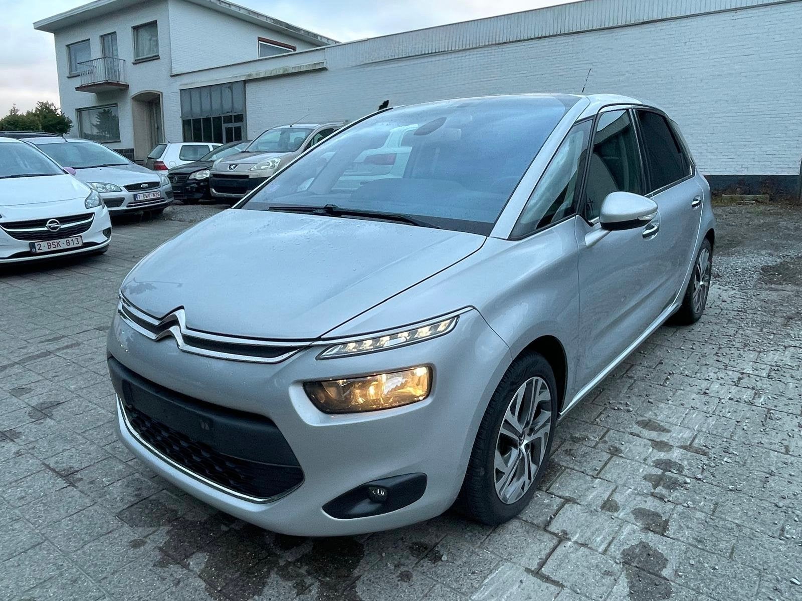 Citroen C4 Picasso 1.2i exclusive 2015, Auto's, C4 (Grand) Picasso, 5 zetels, 1200 cc, Boordcomputer