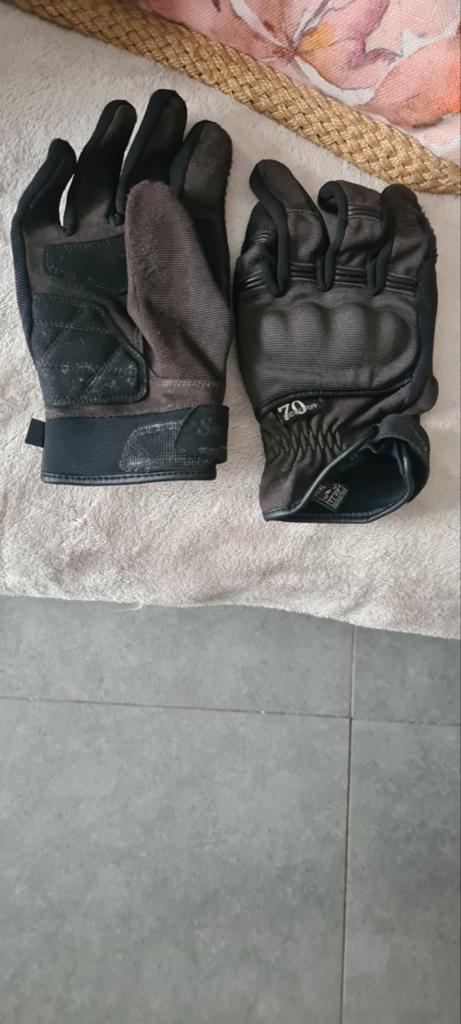 gant de moto pour l'etè, Enlèvement, Gants
