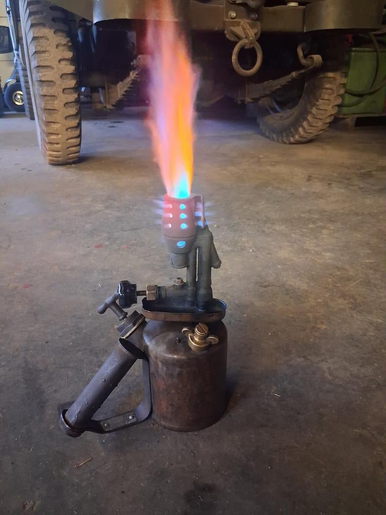 Benzinebrander voor Lanz Bulldog gloeikop., Enlèvement