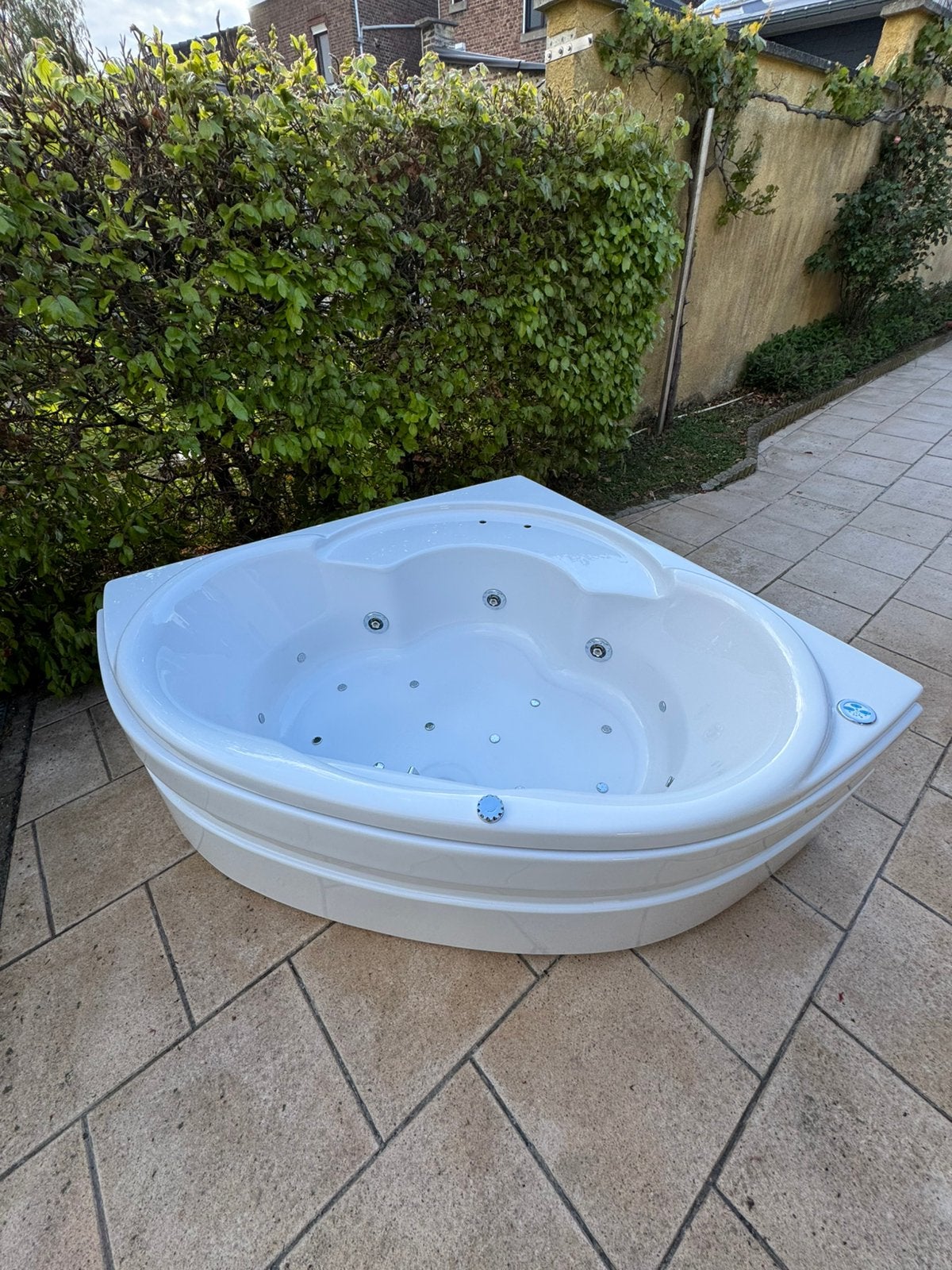 Baignoire de coin a bulles. 140x140, Enlèvement, Comme neuf
