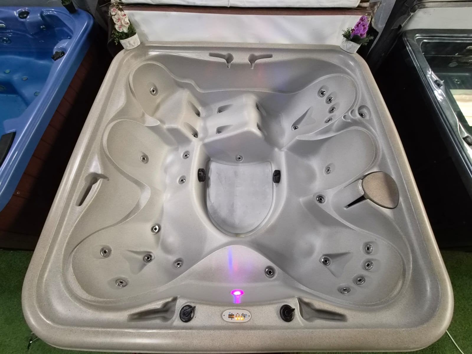 dreamaker jacuzzi Amerikaanse ‍‍‍‼️5 persoons vandaag bezorg, Ophalen of Verzenden, Filter