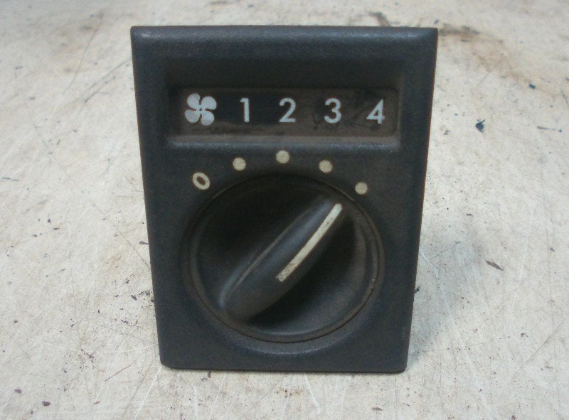 KACHEL SCHAKELAAR Opel Senator A (904844400), Gebruikt, Opel, Opel Automobile GmbH, Kontakt-opel@opel.com