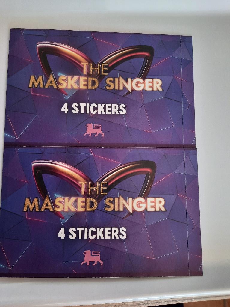 stickers masked singer 2 zakjes van 4 stickers delhaize, Enlèvement ou Envoi