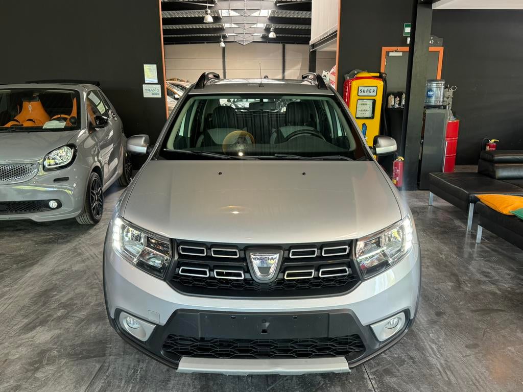 DACIA SANDERO STEPWAY, Auto's, Dacia, Voorwielaandrijving, 898 cc, Stof, Sound system