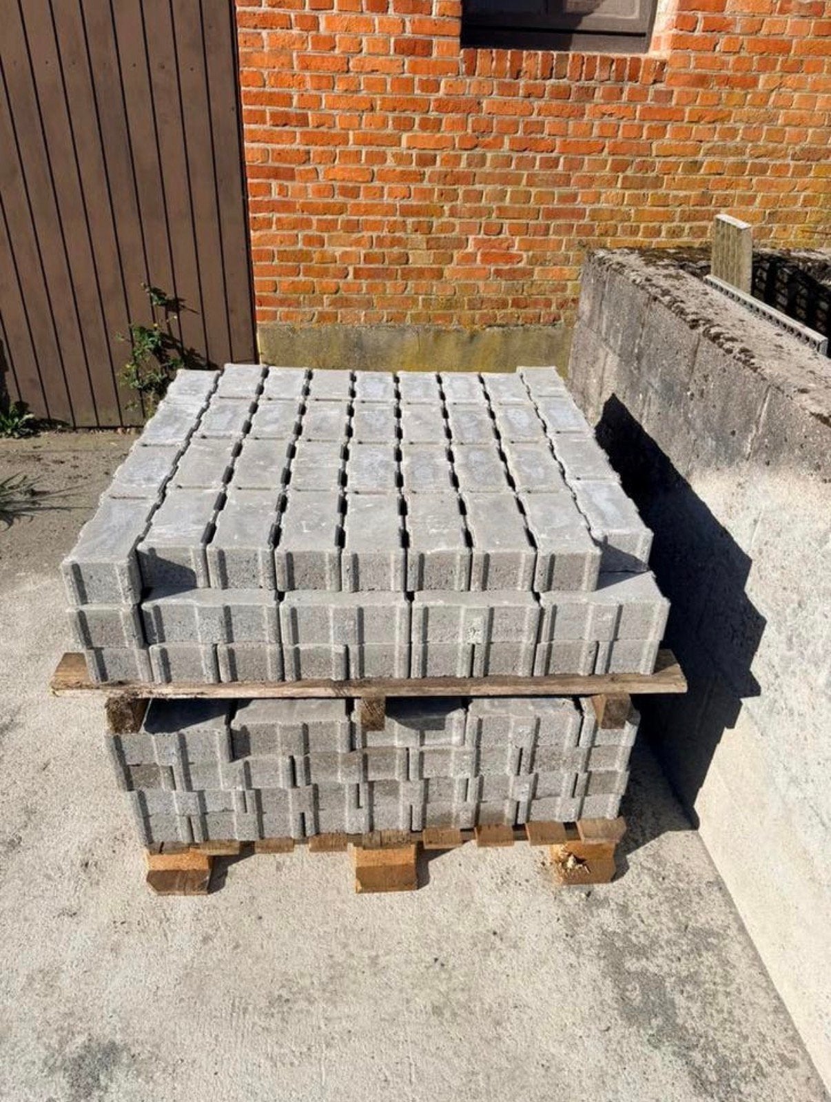 Marlux draino 22x11x8 / boordsteen 100x30x10, Ophalen, Zo goed als nieuw