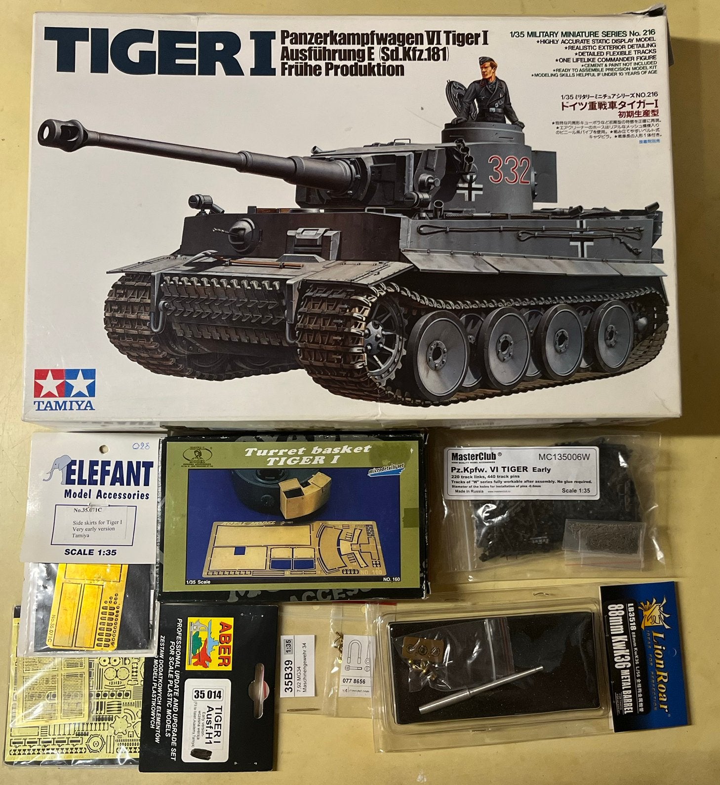 Tamiya 1/35 Tiger I Early (35216) + Mega Aftermarket Upgrade, Ophalen of Verzenden, Zo goed als nieuw, Tank, Tamiya