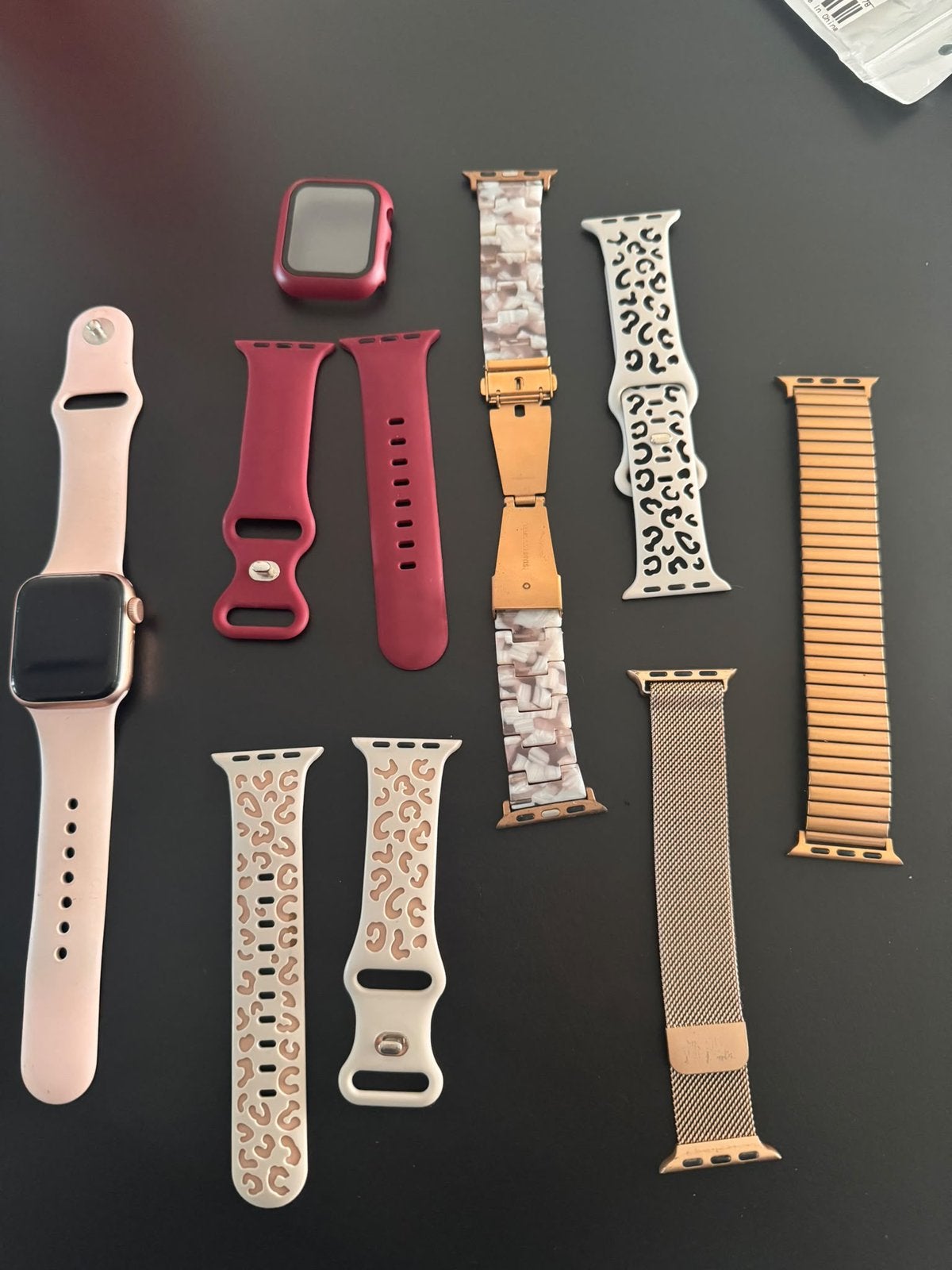 Apple watch  SE 40 mm met 7 bandjes, Handtassen en Accessoires, Gebruikt, IOS, Ophalen of Verzenden, Conditie