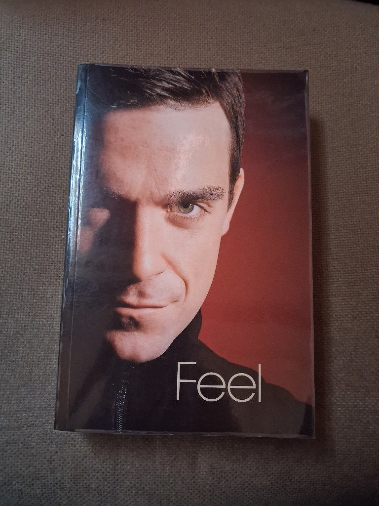 FEEL ROBBIE WILLIAMS door CRIS HEATH, Livres, Musique, Enlèvement ou Envoi, Artiste