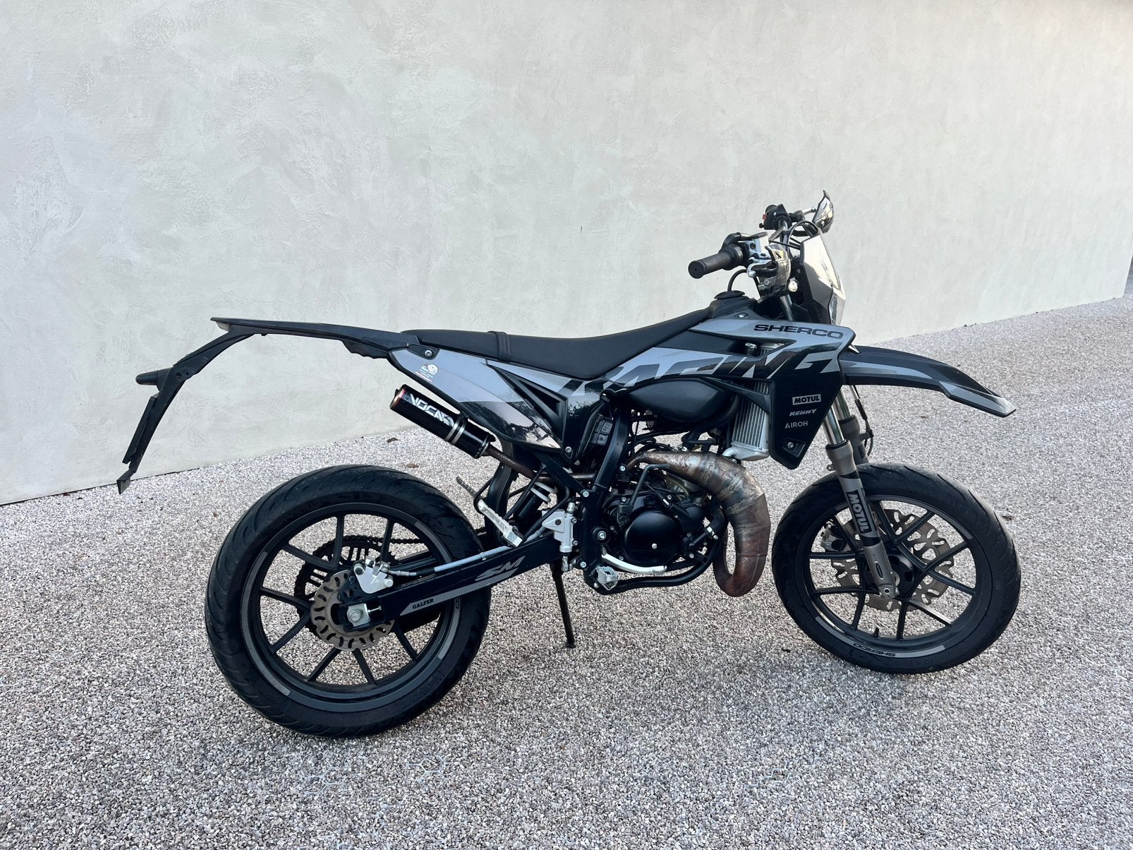 Sherco 50 cc blackmoon, Ophalen, 6 versnellingen, Zo goed als nieuw, 50 cc
