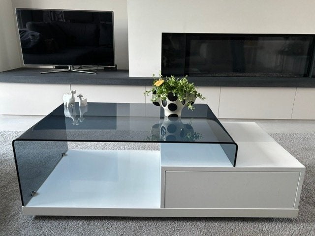 Moderne salontafel met donker glas, Maison & Meubles, Tables | Tables de salon, 100 à 150 cm, Enlèvement, 50 à 100 cm, Rectangulaire