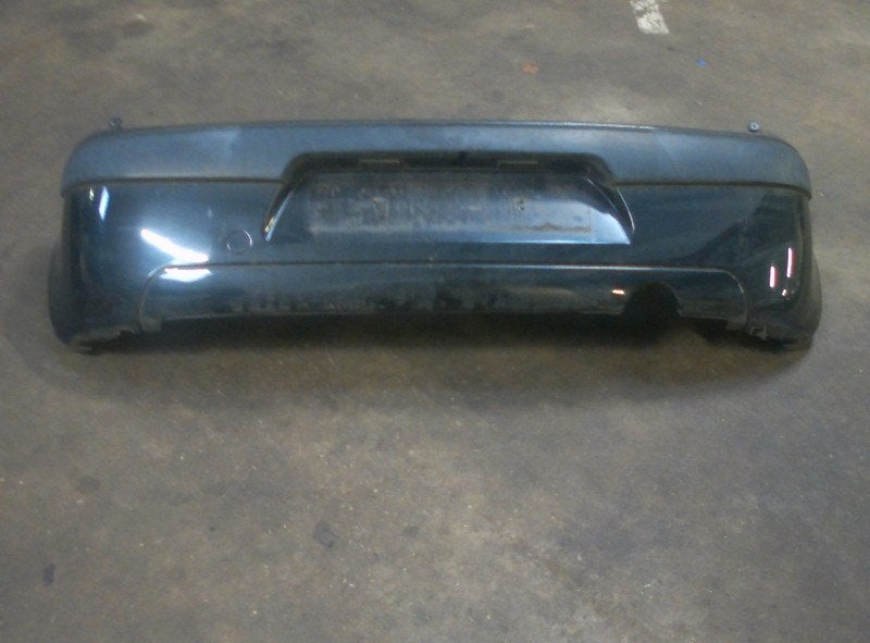 PARE-CHOCS ARRIÈRE Peugeot 1007 (KM) (01-2004/02-2011), Kontakt-peugeot@peugeot.com, Arrière, Pare-chocs, Utilisé