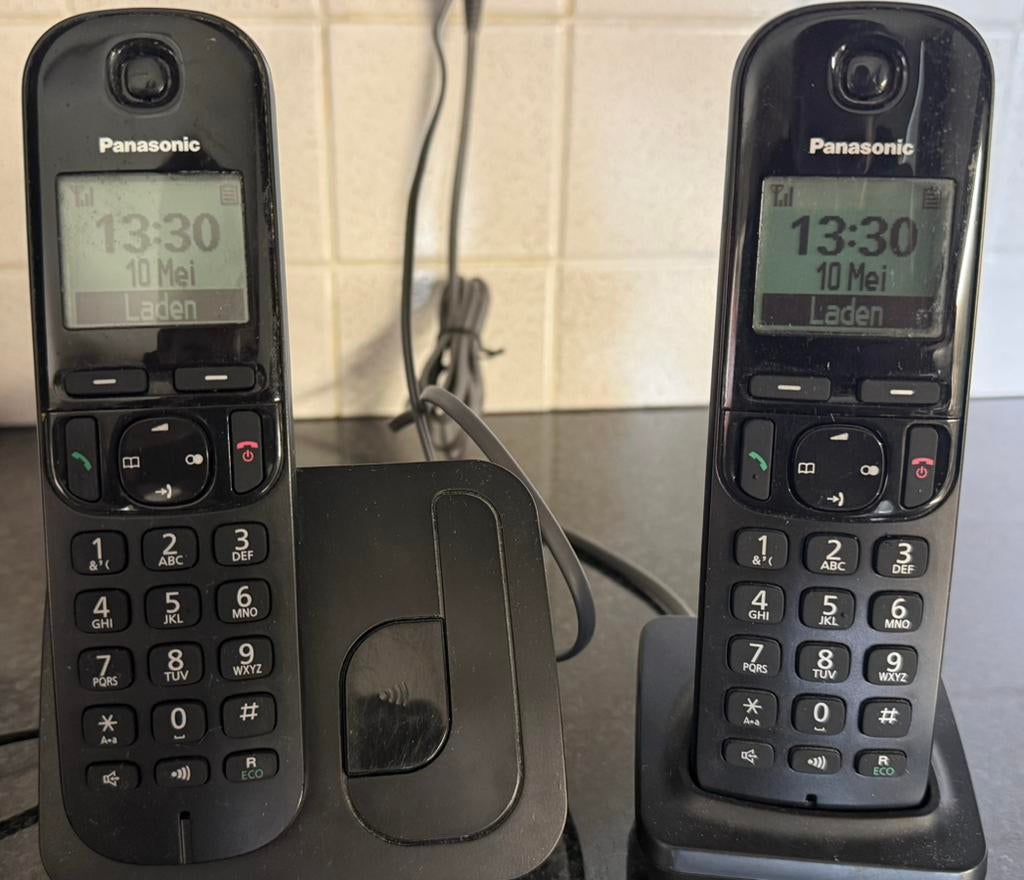 DUO set Panasonic draadloze telefoon in nieuwstaat, Télécoms, Téléphones fixes | Combinés & sans fil, Envoi, Comme neuf