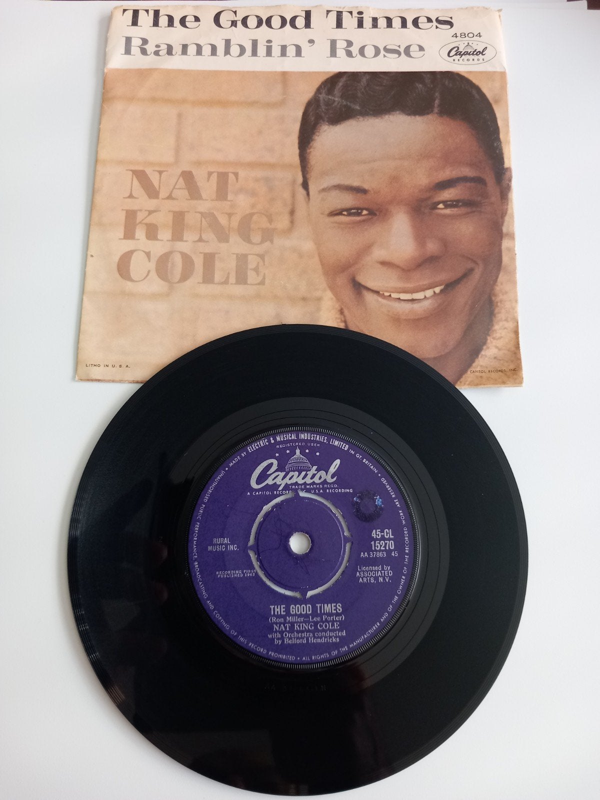 NAT KING COLE .THE GOOD TIMES. POPCORN OLDIES UK 45T, Enlèvement ou Envoi