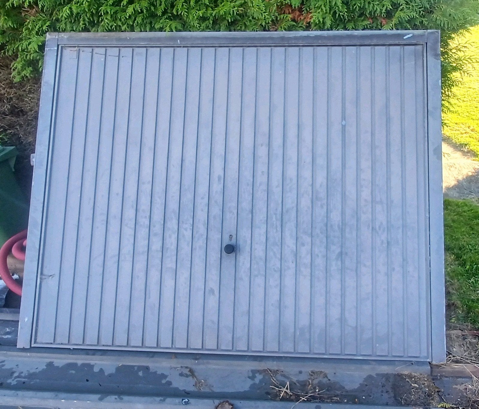 garage port, Ophalen, Gebruikt, 200 cm of meer, Grijs