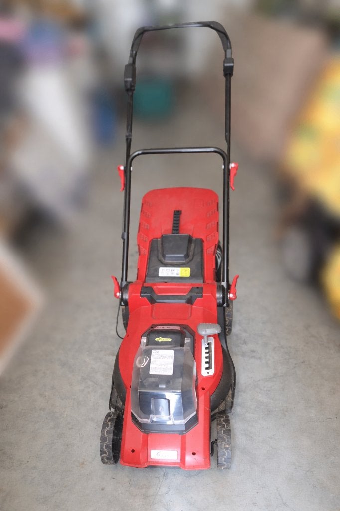 HVC grasmachine met 3 batterijen en 2 batterijopladers, Jardin & Terrasse, Tondeuses à gazon, Enlèvement, Utilisé