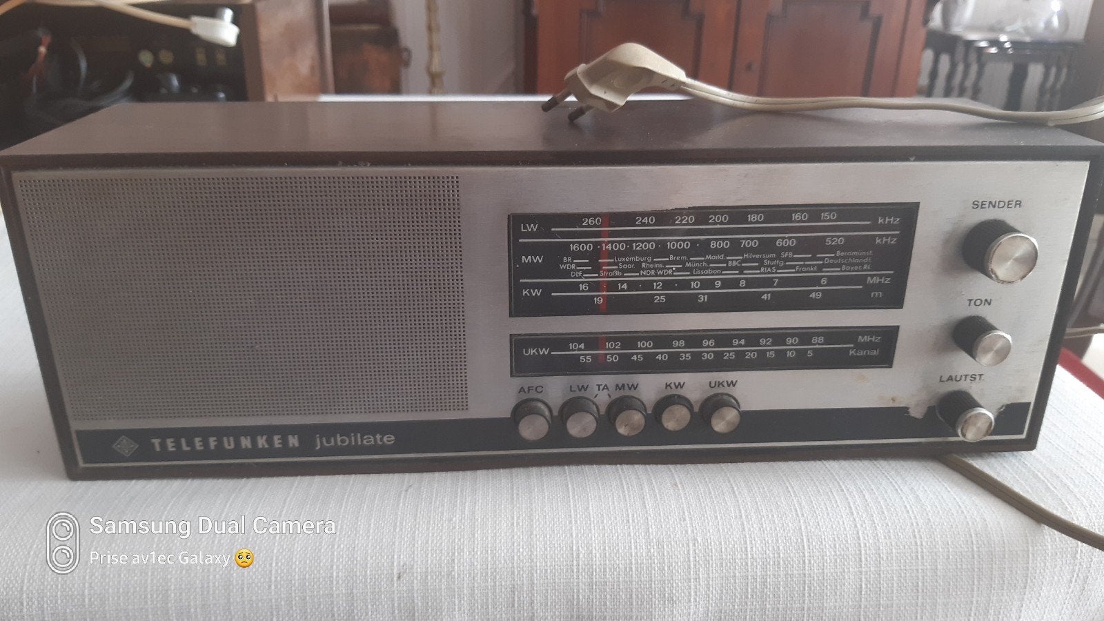 oude radiotoestel Telefunken, Ophalen of Verzenden, Niet werkend, Transistorradio