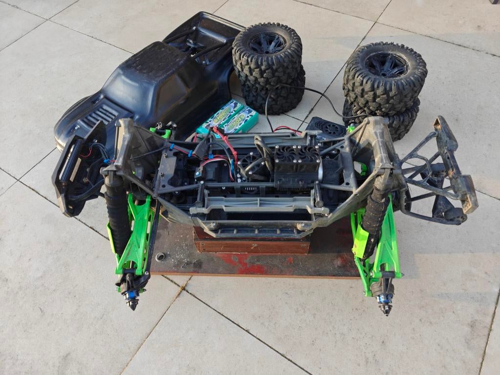 Traxxas xmaxx 8s PR Racing, Hobby en Vrije tijd, Ophalen