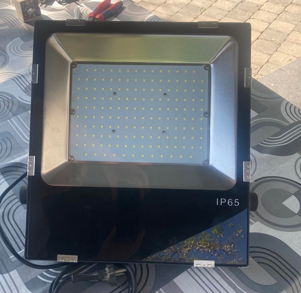 Projecteur Led de chantier, Bricolage & Construction, Enlèvement, Comme neuf, 50 à 200 watts, Lampe