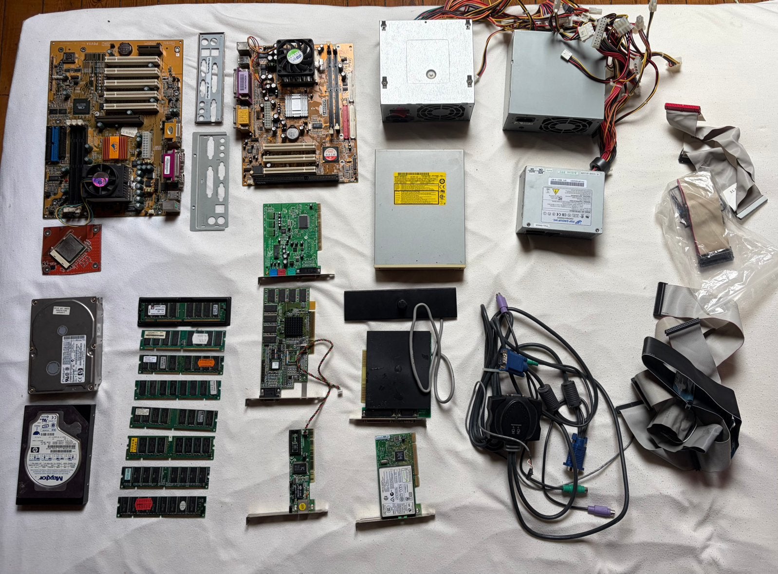 Lot retro pc onderdelen., Informatique & Logiciels, Ordinateurs Vintage, Enlèvement