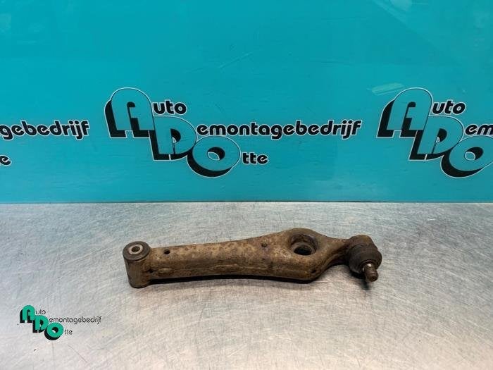 Bras de suspension avant droit d'un Suzuki Ignis (Ignis J. 9, -, 3 mois de garantie, Utilisé, -