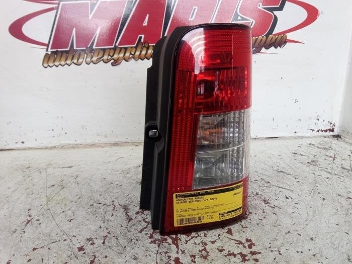 Feu arrière droit d'un Citroen Berlingo, -, 3 mois de garantie, Utilisé, -
