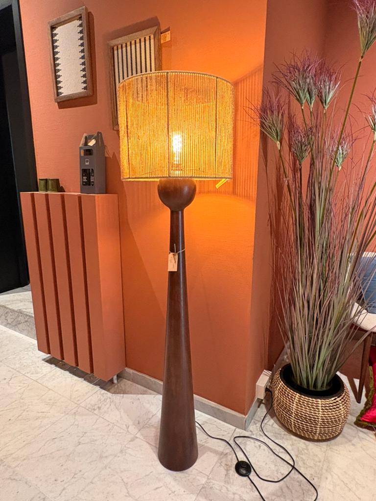 LAMPADAIRE — Socle en bois + capuchon en corde, Maison & Meubles, Lampes | Lampadaires, Neuf, Geen idee, Geen idee, Bois