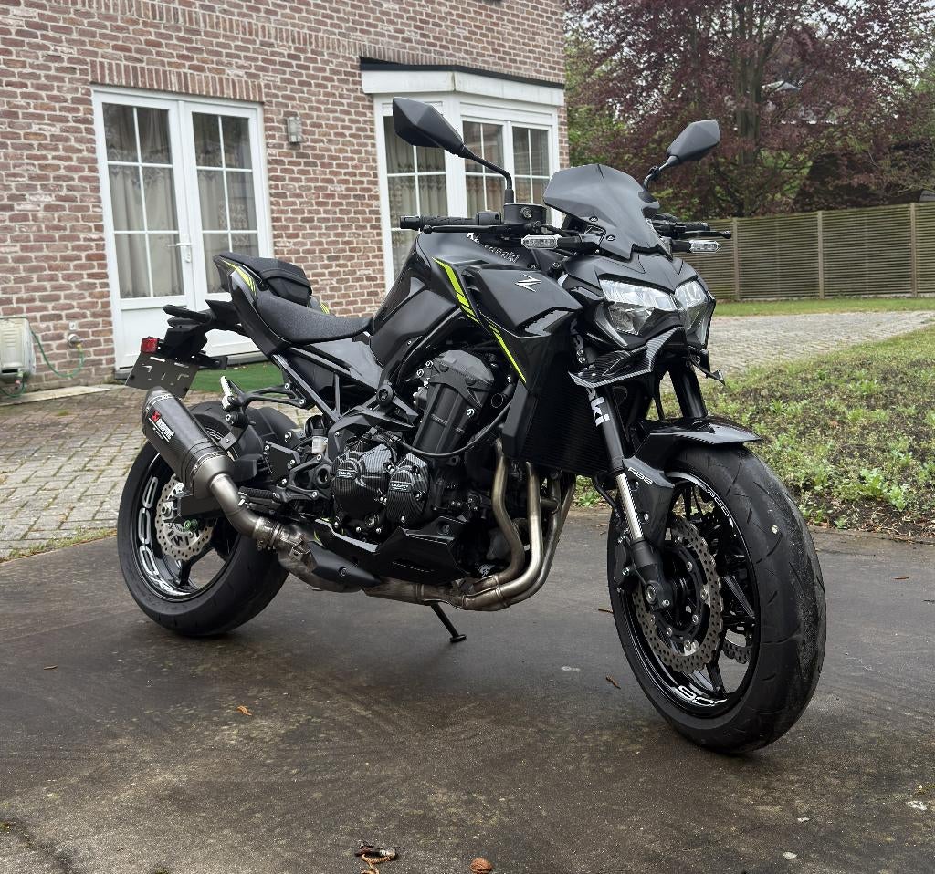 Kawasaki z900 A2 Full Power 2021 | 11000 km | Akrapovic, Motoren, 4 cilinders, Gebruikt, 900 cc, Minimaal motorrijbewijs A2
