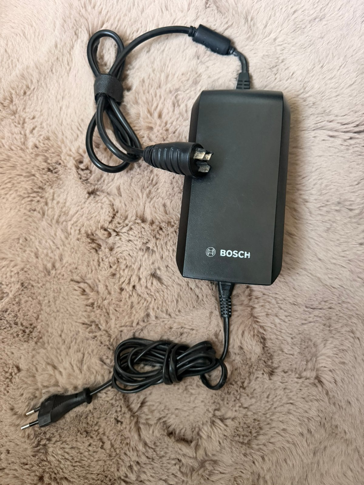 BOSCH CHARGEUR STANDARD BCS220 4 A, Vélos & Vélomoteurs, Comme neuf