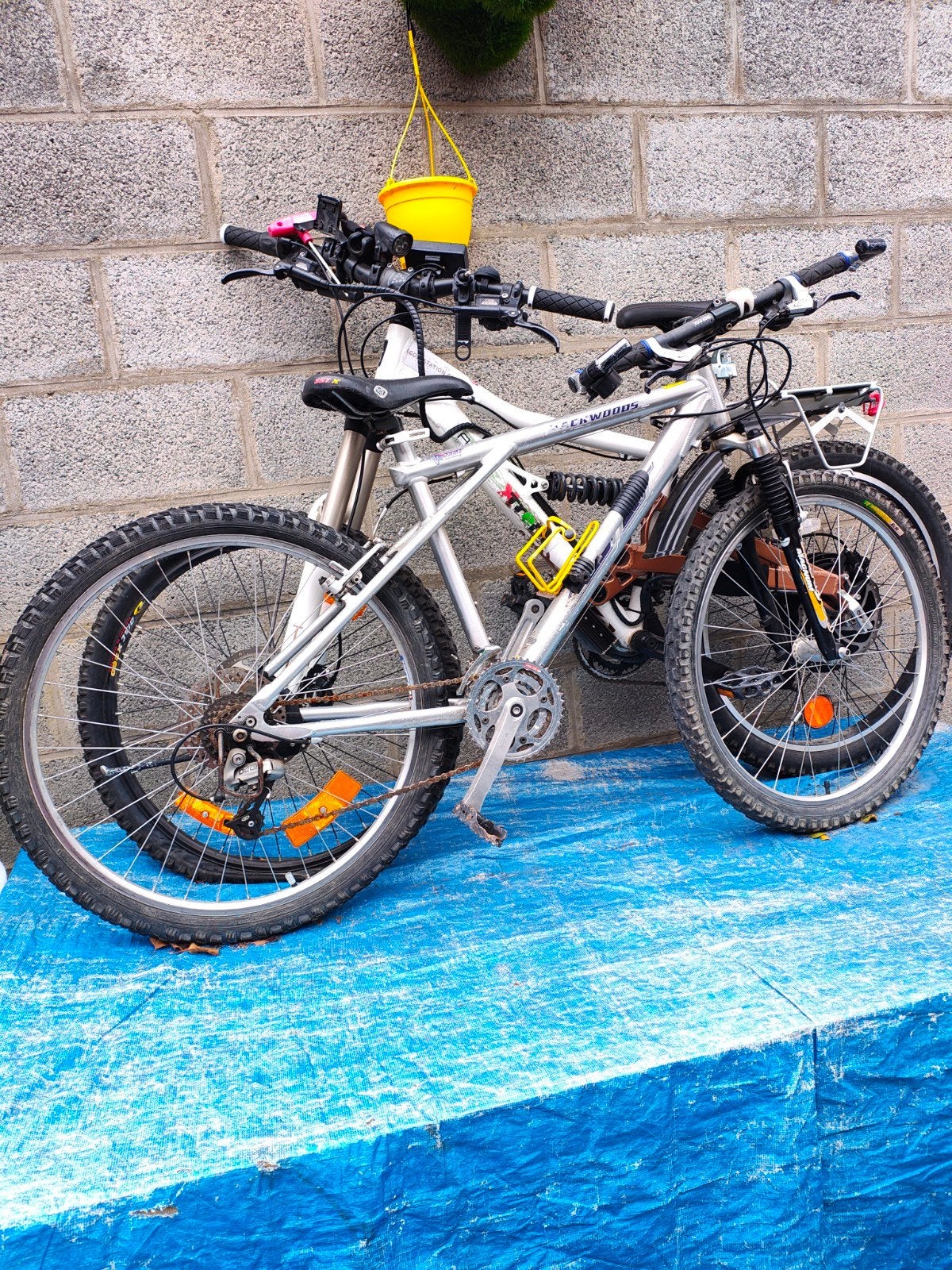 Vtt, Enlèvement