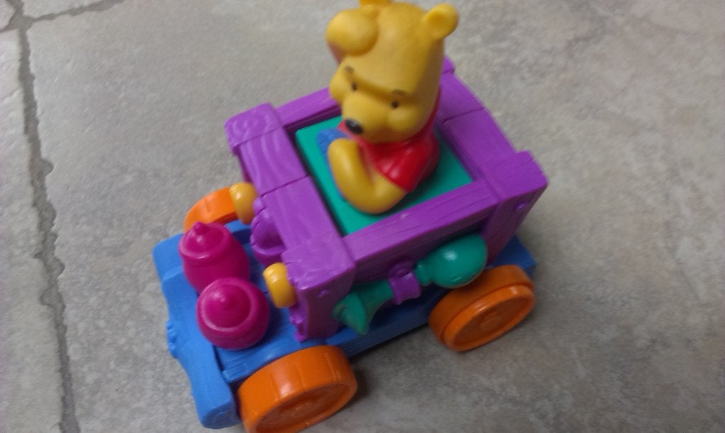 Winnie The Pooh : zelfrijdende auto, Kinderen en Baby's, Ophalen of Verzenden, Zo goed als nieuw