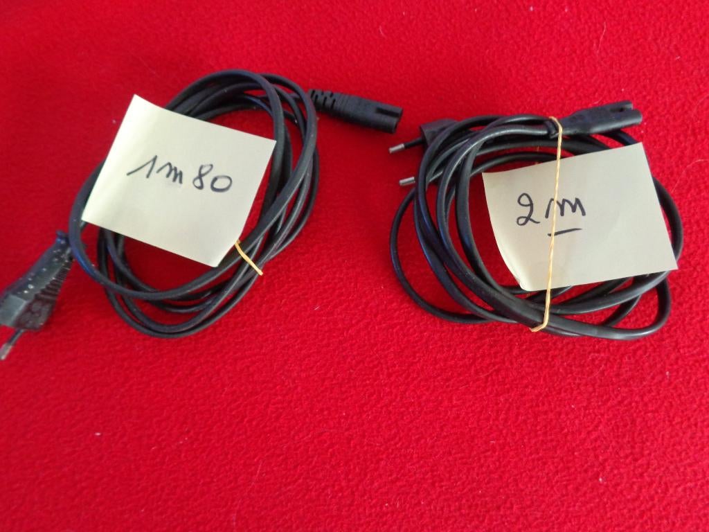 Cable pour radio ancien., Audio, Tv en Foto, Audiokabels en Televisiekabels, Verzenden, Gebruikt, Overige kabels
