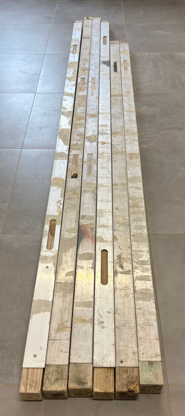 Profilés maçonnerie alu avec bois – 4 de 3m + 2 de 2,5m, Bricolage & Construction, Enlèvement, Comme neuf