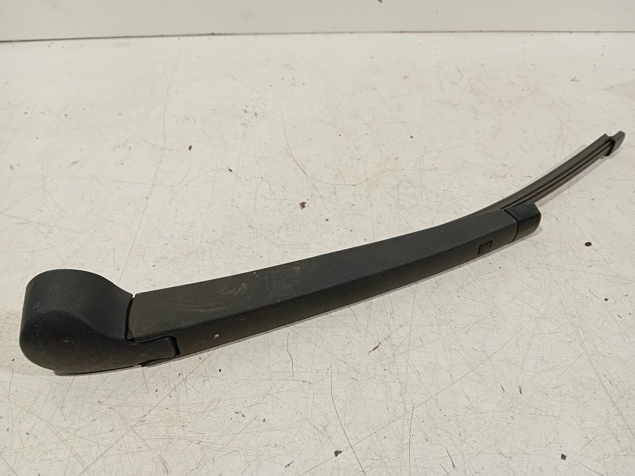 Ruitenwisserarm achterruit Volkswagen Golf, Auto-onderdelen, Onderdelen@venauto.nl, Van der Ven Autorecycling B.V., Gebruikt, Ettenseweg 76, 4706 PB Roosendaal, The Netherlands