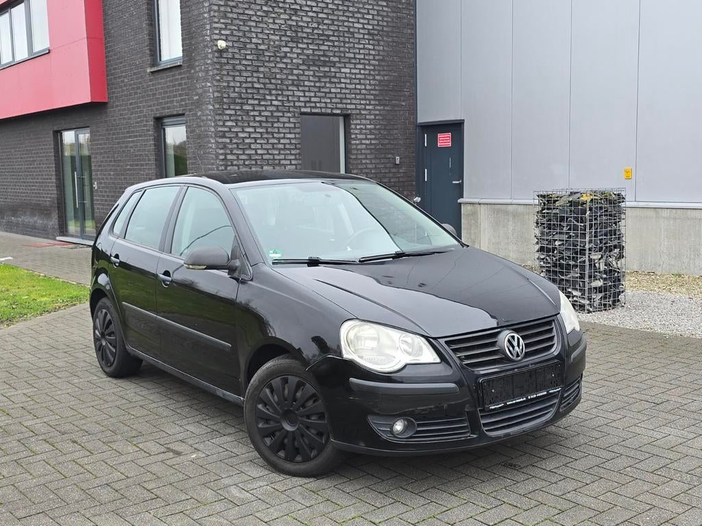 Volkswagen polo 1.2 benzine /airco/Zetelverwarming/garantie, Auto's, Volkswagen, Parkeersensor, Bedrijf, Handgeschakeld, Polo