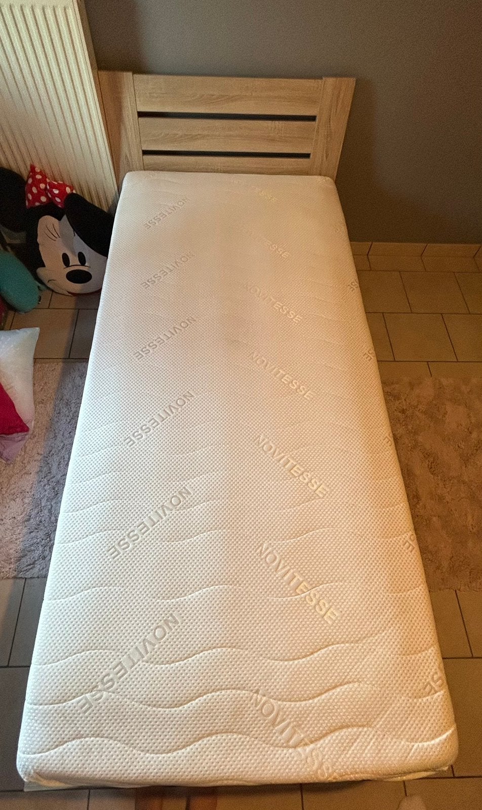 Lit couleur chêne + matelas + sommier, 90 cm, Enlèvement, Sommier, 200 cm
