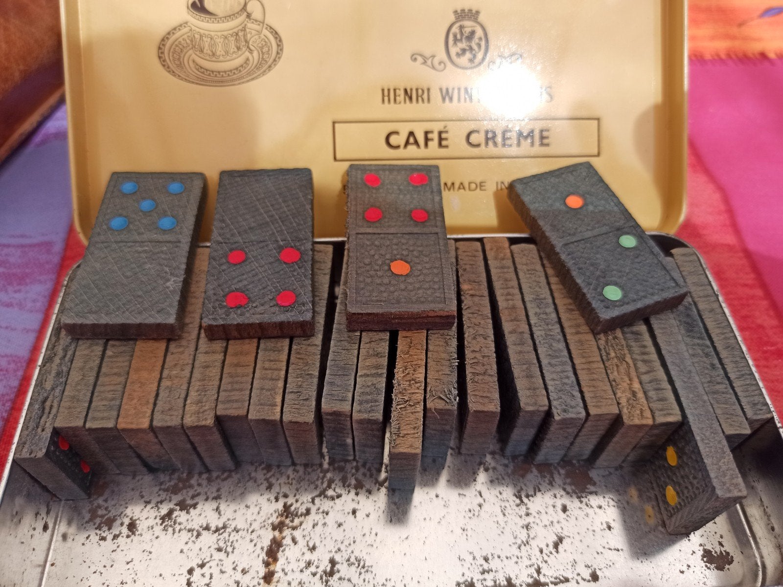 Houten dominosprl, Ophalen