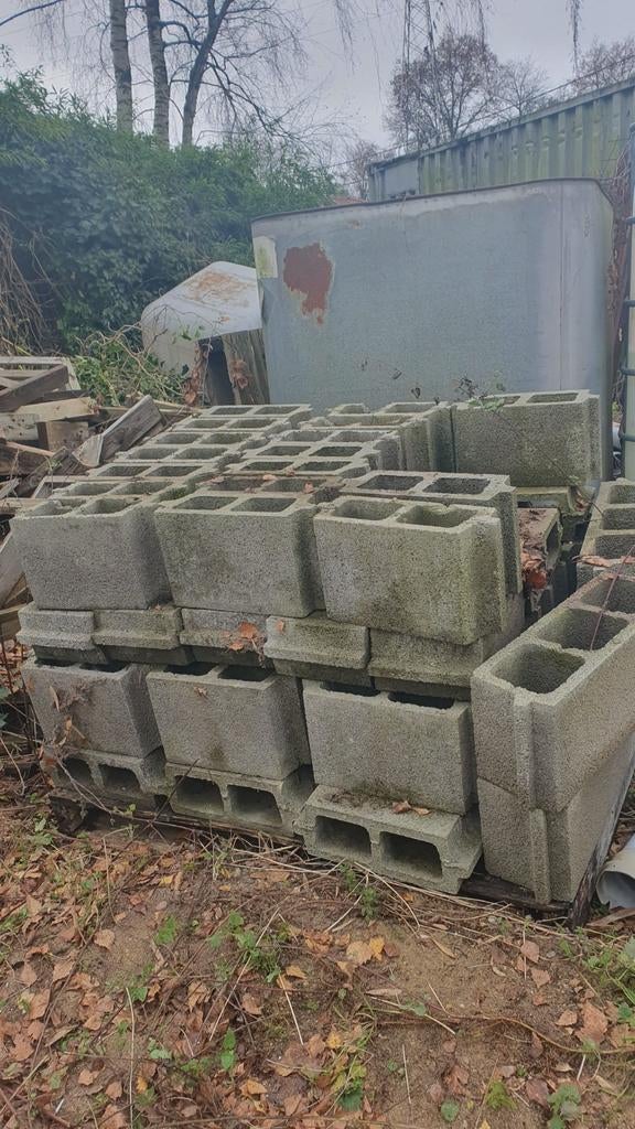 Betonnen inlegpotten., Doe-het-zelf en Bouw, Dakpannen en Dakbedekking, Ophalen