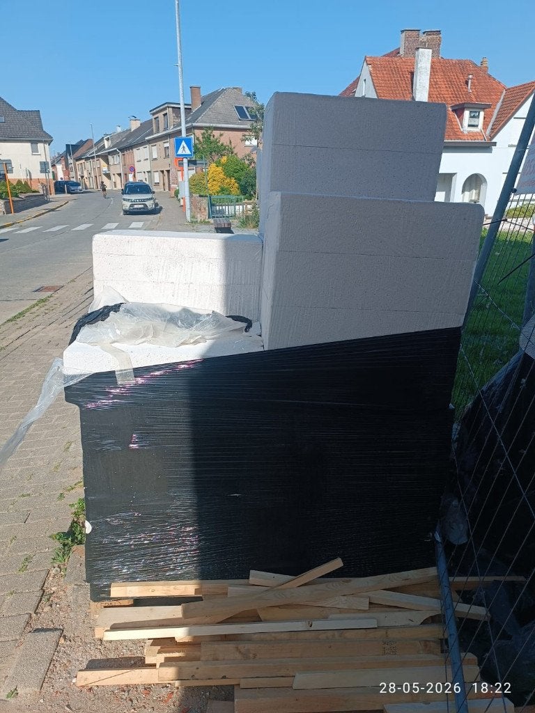 Multipor de 16 cm d'épaisseur (16 x 39 x 60), Bricolage & Construction, Comme neuf, Enlèvement, 5 à 10 m², Autres matériaux