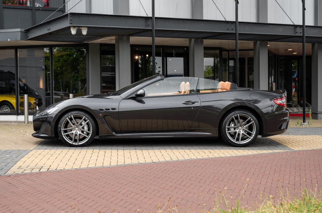 Maserati GranCabrio 4.7 MC (automatique), Autos, Cuir, 460 ch, Achat, Euro 6
