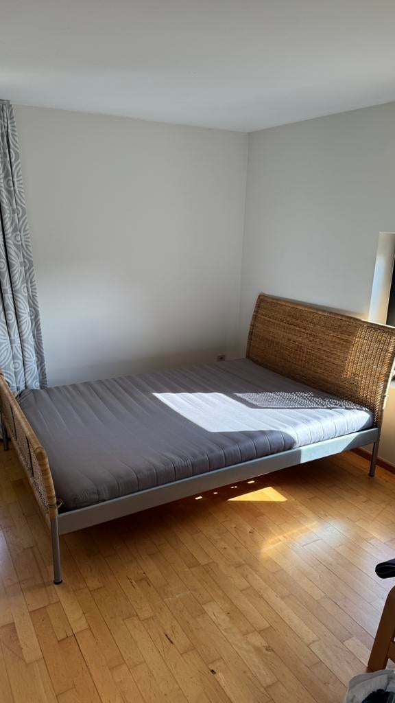 Lit à donner, Maison & Meubles, Enlèvement, Utilisé, 140 cm
