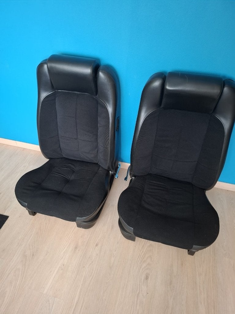Zwarte voorzetels voor Ford Capri Ghia, Autos : Pièces & Accessoires, Habitacle & Garnissage, Enlèvement, Utilisé, Ford